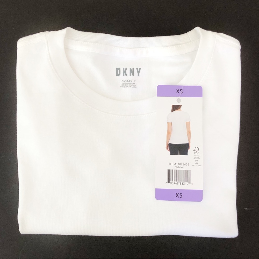 DKNY 100% Organic Cotton Women T-shirt Size XS - White - NEW